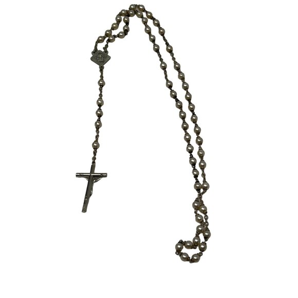 Vintage Rosary Faux Pearl Silver Tone Five Decade Made‎ in Italy - Picture 3 of 10